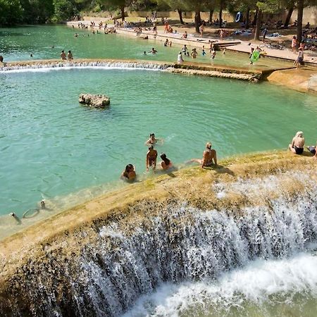 Joli T2 Jardin, Entre Mer/Verdon Салерн Экстерьер фото