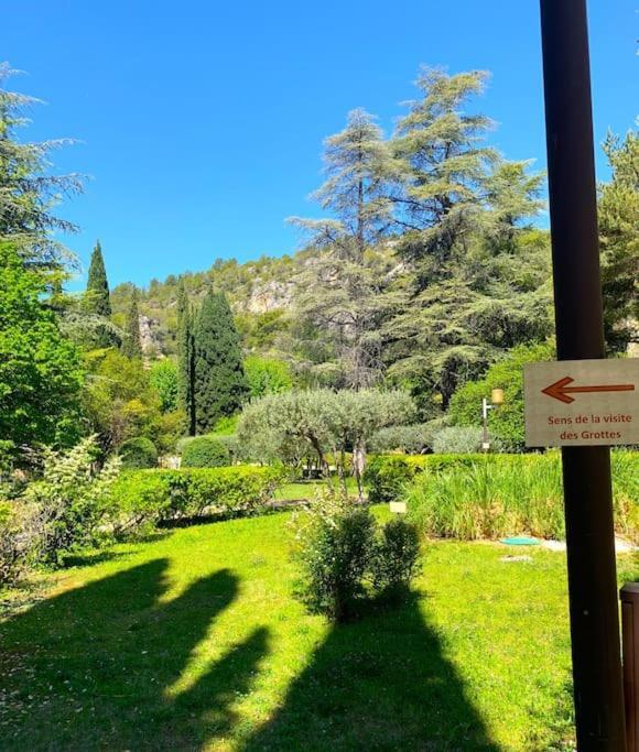 Joli T2 Jardin, Entre Mer/Verdon Салерн Экстерьер фото